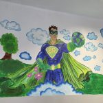 ściany na korytarzu