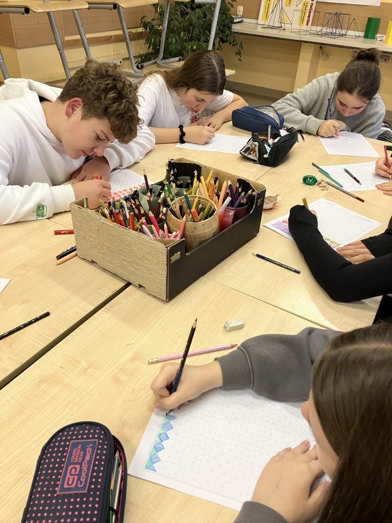 Zajęcia projektowe „Tracę głowę dla geometrii”